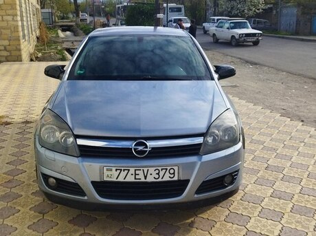 Opel Astra 2004