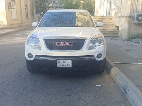 GMC Acadia 2011