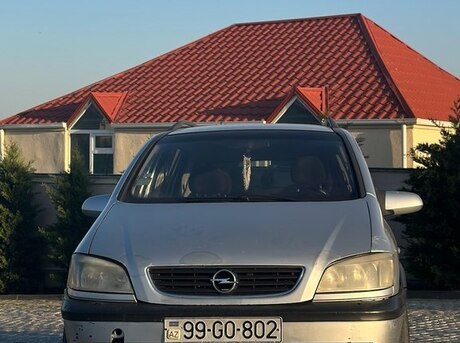 Opel Zafira 2001