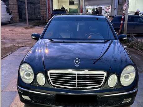 Mercedes E 270 2005