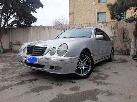 Mercedes E 200 2000
