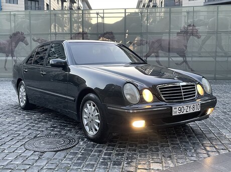 Mercedes E 240 2000
