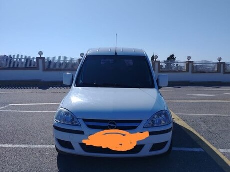 Opel Combo 2010