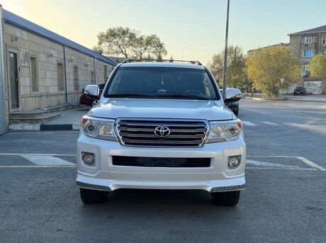 Toyota Land Cruiser 2012