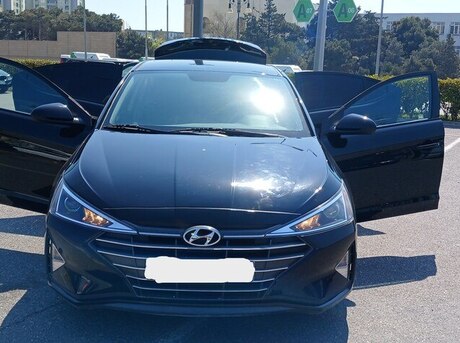 Hyundai Elantra 2019