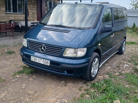 Mercedes V 220 2001