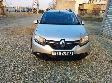 Renault Sandero 2015
