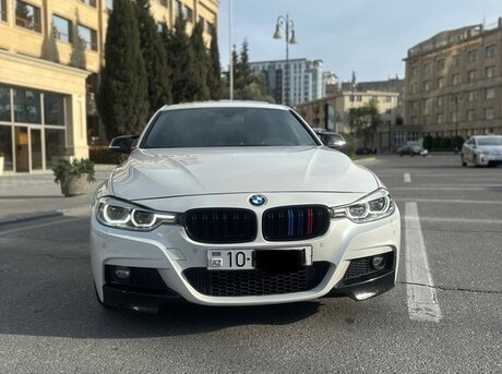 BMW 330 2017