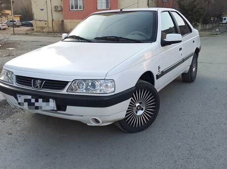Peugeot 405 2020