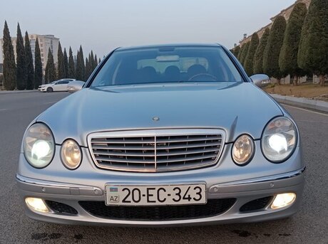 Mercedes E 270 2002