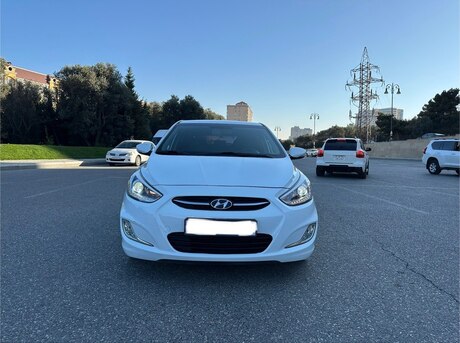 Hyundai Accent 2014