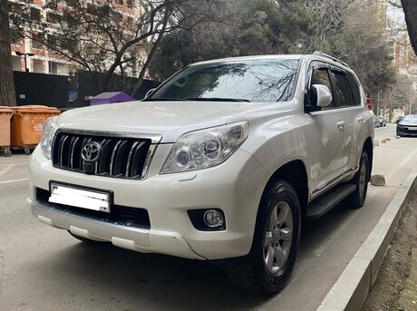Toyota Land Cruiser Prado 2012