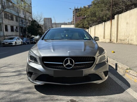 Mercedes CLA 250 2015