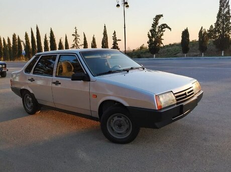 LADA (VAZ) 21099 2003