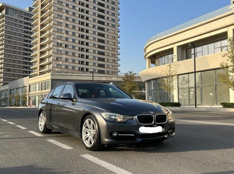 BMW 328 2012