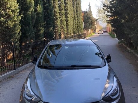 Hyundai Elantra 2015