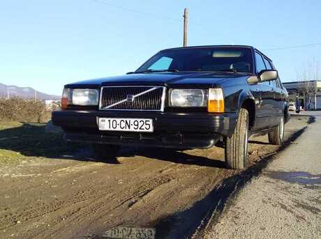 Volvo  1988