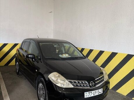 Nissan Tiida 2011