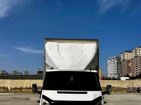Ford Transit 2010