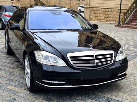 Mercedes S 550 2011