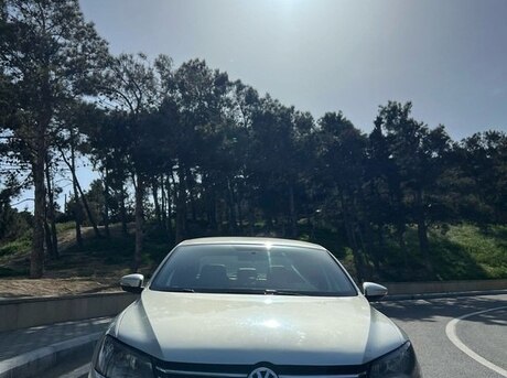 Volkswagen Passat 2012