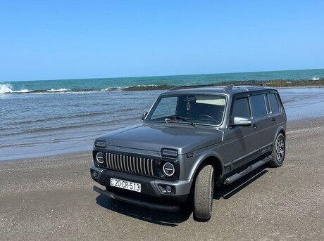 LADA (VAZ) Niva 2006