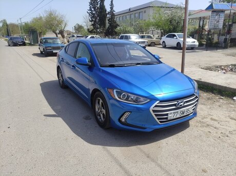 Hyundai Elantra 2016
