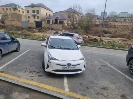 Toyota Prius 2017
