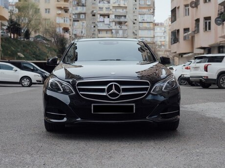 Mercedes E 250 4MATIC 2014
