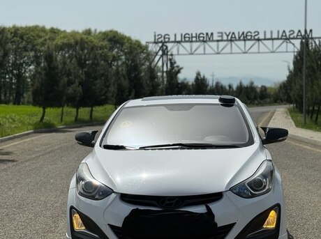 Hyundai Avante 2013