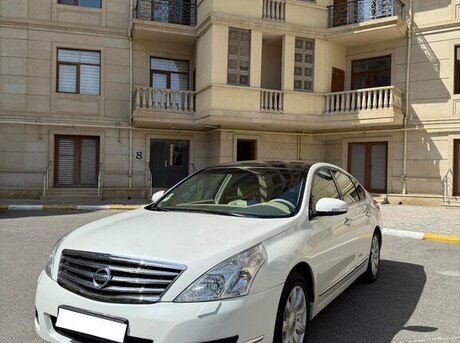 Nissan Teana 2010