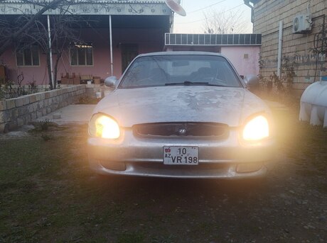 Hyundai Sonata 1998