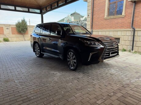 Lexus LX 570 2016