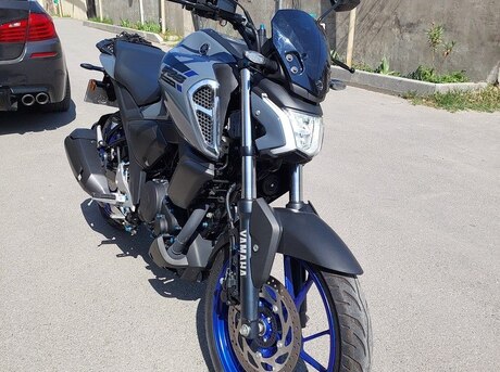 Yamaha FZ-S FI Deluxe