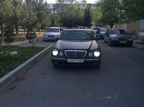 Mercedes E 240 2002