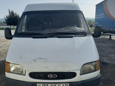 Ford Transit 2000