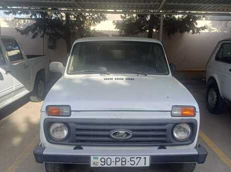 LADA (VAZ) Niva 2015