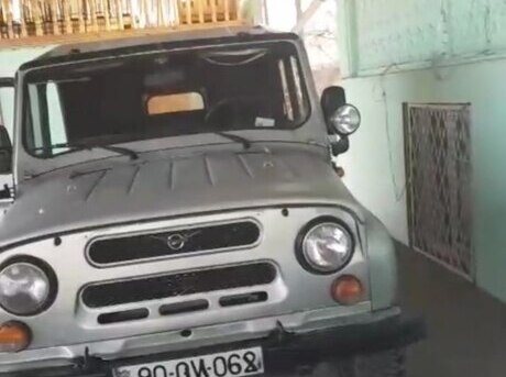 UAZ  1998