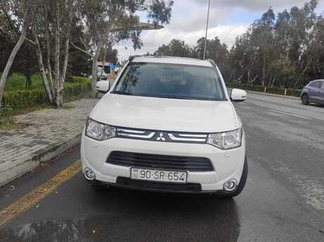 Mitsubishi Outlander 2013