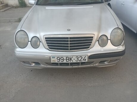 Mercedes E 240 2001