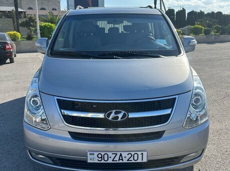 Hyundai H-1 2012