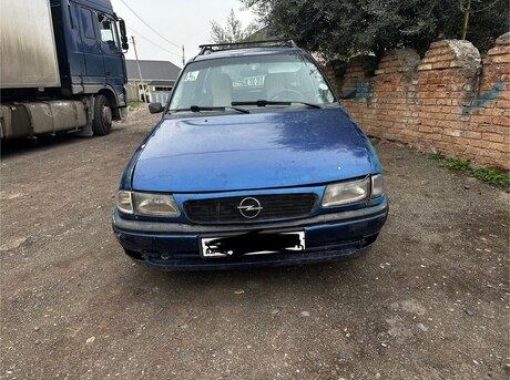 Opel Astra 1996