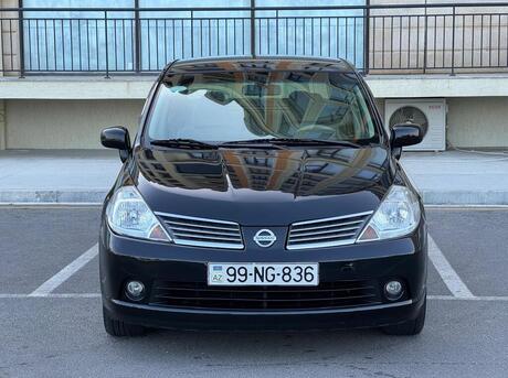 Nissan Tiida 2007