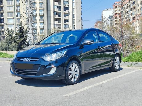 Hyundai Accent 2012