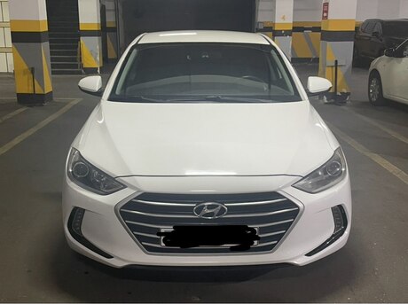 Hyundai Elantra 2016