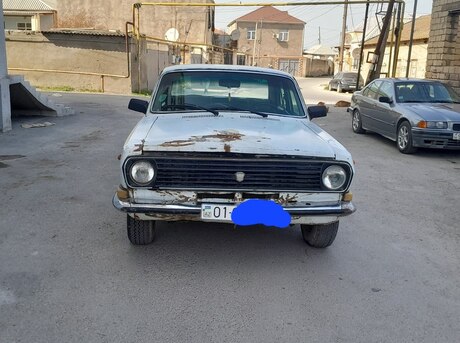 GAZ 24-10 1977