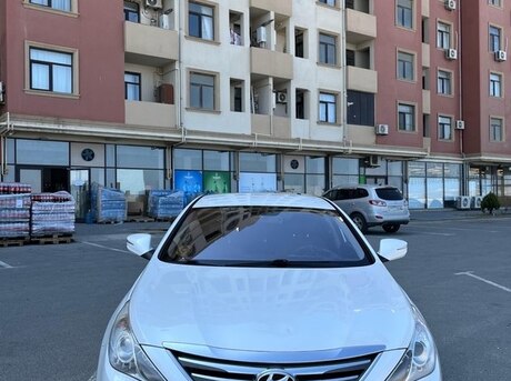 Hyundai Sonata 2012