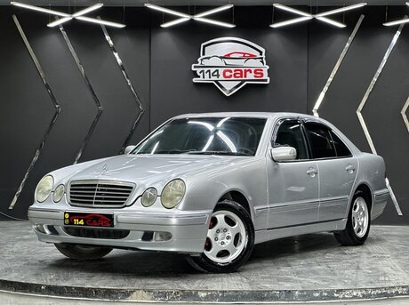 Mercedes E 240 2000
