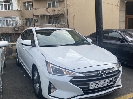 Hyundai Elantra 2020
