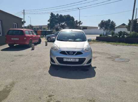 Nissan March 2016